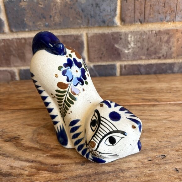 Vtg Tonala Mexican Pottery Cat Figurine Hand Painted Stretching Pose 5.25" - Picture 8 of 12